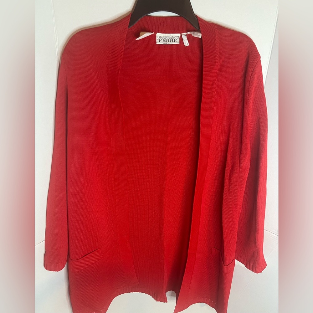 GIANFRANCO FERRE 100% Viscose Red Cardigan NWOT Luxury Sz US 6